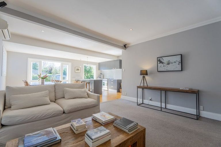 Photo of property in 9 Malcolm Avenue, Cashmere, Christchurch, 8022