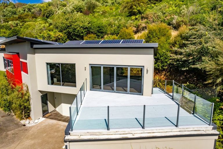 Photo of property in 5 Beach Place, Havelock, 7100