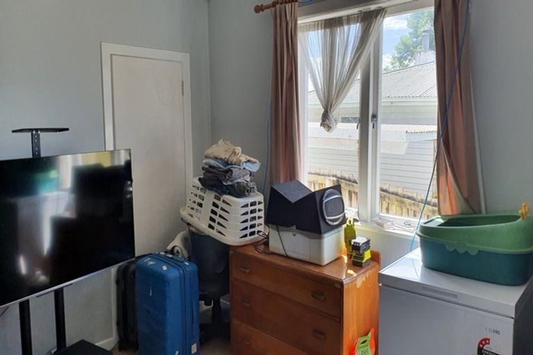 Photo of property in 38 Glengarry Road, Glen Eden, Auckland, 0602