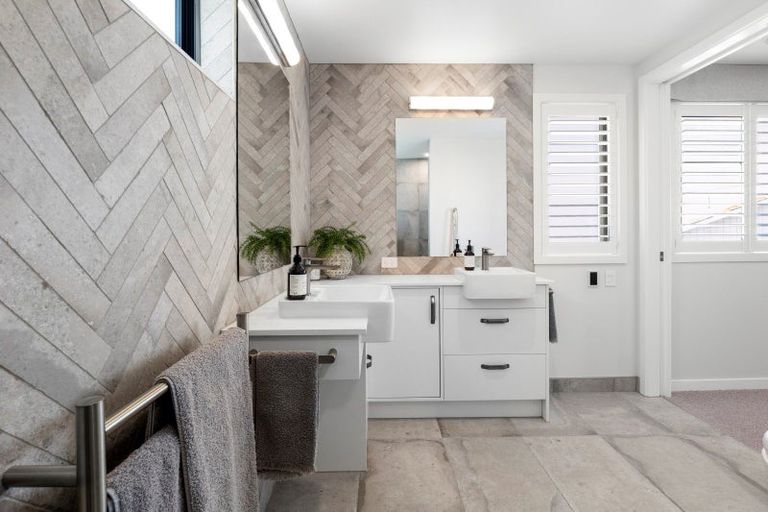 Photo of property in 80 Harbour Drive, Otumoetai, Tauranga, 3110