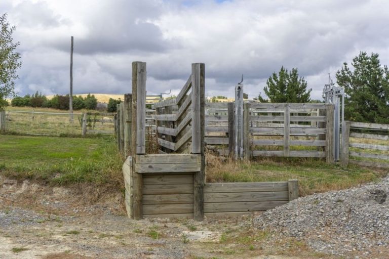 Photo of property in 121 Southdown Drive, Martinborough, 5781