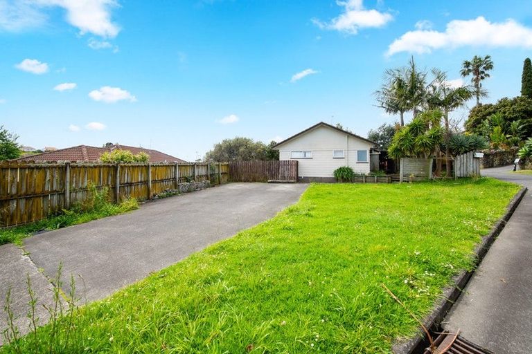 Photo of property in 14 Reseda Place, Papatoetoe, Auckland, 2025