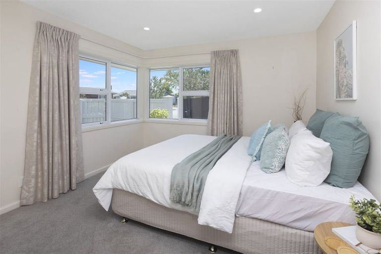 Photo of property in 5 Waiau Street, Cracroft, Christchurch, 8025