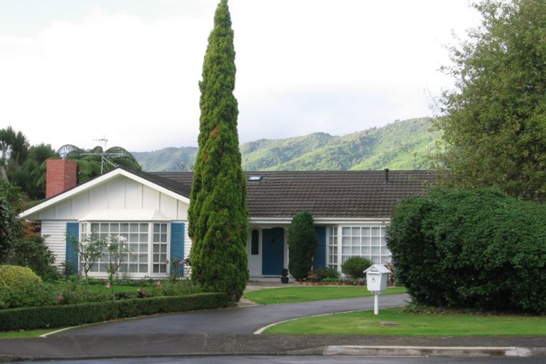 Photo of property in 5 Rata Street, Waikanae, 5036