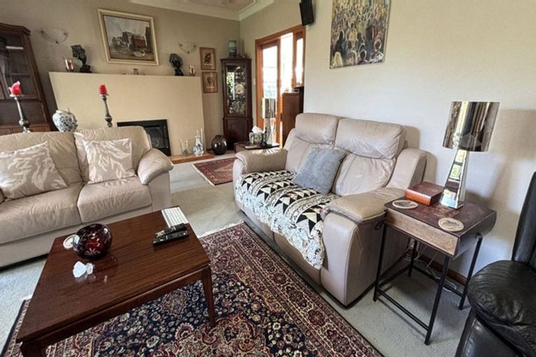Photo of property in 2-4 Walton Avenue, Waikanae, 5036
