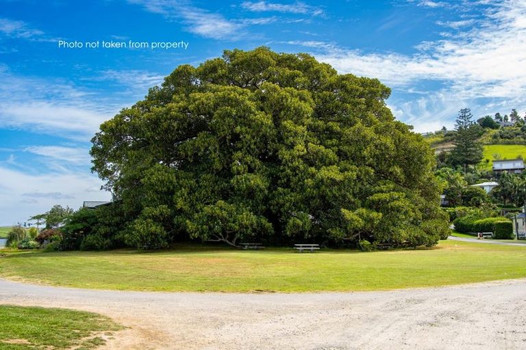 Photo of property in 6 Emay Crescent, Pahi, Paparoa, 0571