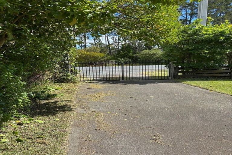 Photo of property in 348 Wainui Road, Wainui, Silverdale, 0992