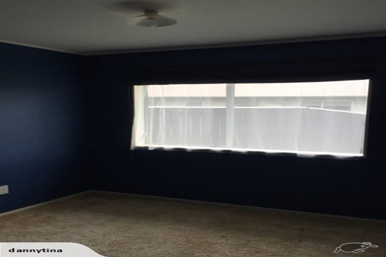 Photo of property in 42 Acacia Street, Kelvin Grove, Palmerston North, 4414