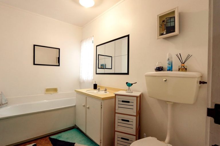 Photo of property in 1/78 Highland Park Drive, Highland Park, Auckland, 2010