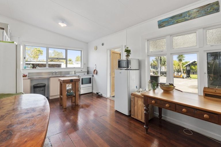 Photo of property in 9 Liddell Street, Foxton, 4814