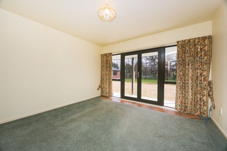 Photo of property in 1351 Rongotea Road, Kairanga, Palmerston North, 4475