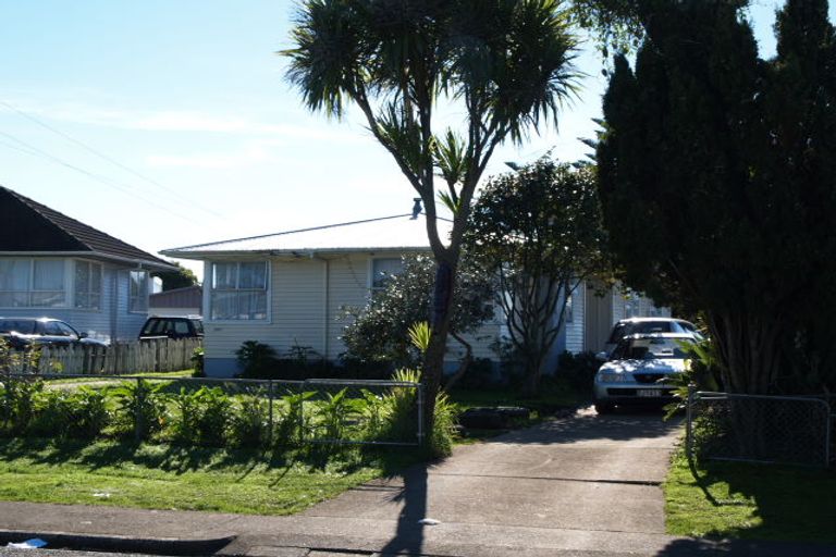 Photo of property in 81 Vine Street, Mangere East, Auckland, 2024