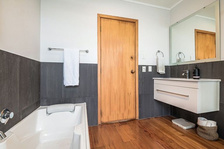 Photo of property in 4 Fifeshire Street, Belmont, Auckland, 0622