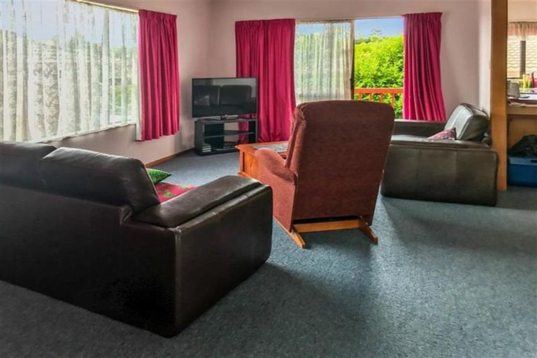 Photo of property in 1/143 Edinburgh Street, Pukekohe, 2120