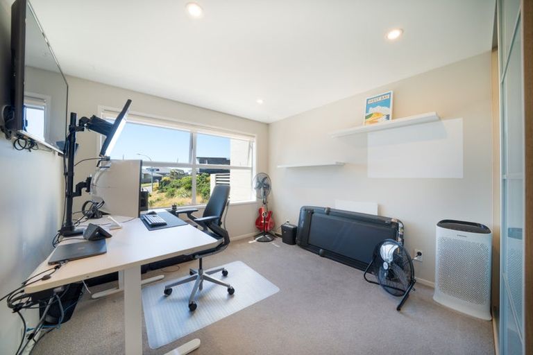 Photo of property in 27a Comber Place, Johnsonville, Wellington, 6037