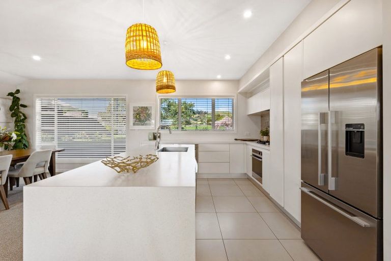 Photo of property in 61 Arataki Road, Havelock North, 4130