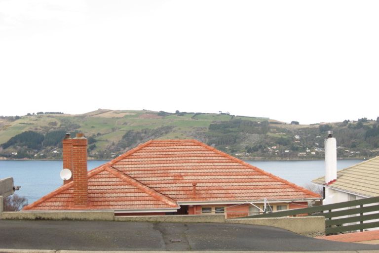 Photo of property in 24 Waireka Street, Ravensbourne, Dunedin, 9022