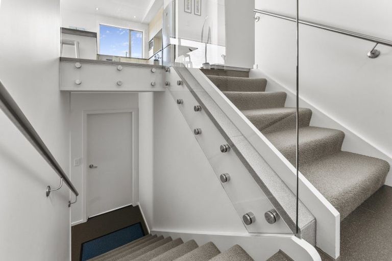 Photo of property in 32 Valhalla Drive, Richmond, 7020