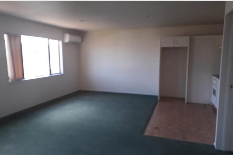 Photo of property in 10 Burdale Street, Riccarton, Christchurch, 8011