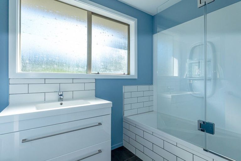 Photo of property in 74 Peel Street, Geraldine, 7930