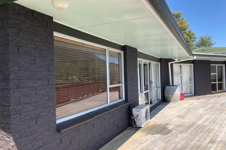 Photo of property in 47 Otago Street, Picton, 7220