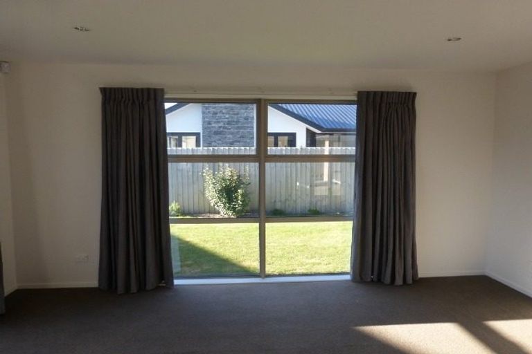Photo of property in 5 Josephine Crescent, Aidanfield, Christchurch, 8025
