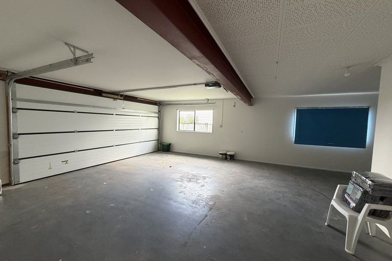Photo of property in 1/26 East Coast Road, Milford, Auckland, 0620