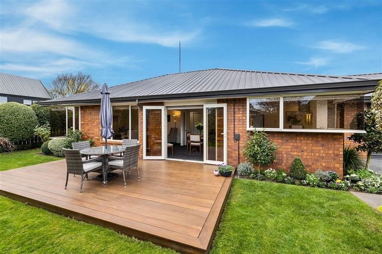 Photo of property in 440a Harewood Road, Harewood, Christchurch, 8051