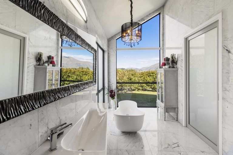 Photo of property in Butel Park, 133 Essex Avenue, Arrowtown, 9302