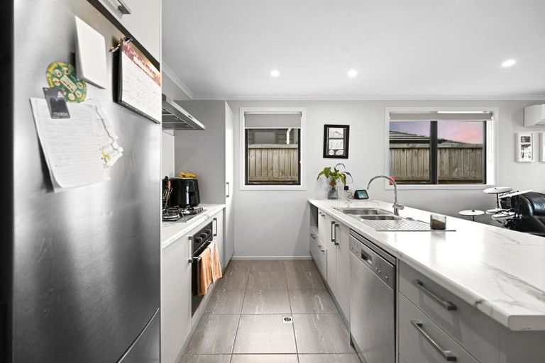 Photo of property in 41 Waruhia Crescent, Rototuna North, Hamilton, 3210