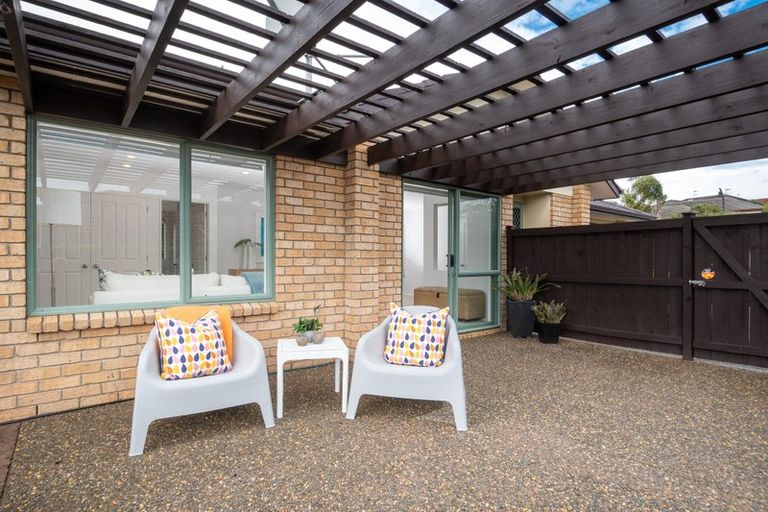 Photo of property in 32 Rush Creek Drive, Westgate, Auckland, 0614