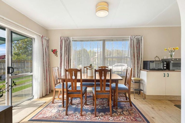 Photo of property in 38 Tennyson Crescent, Stoke, Nelson, 7011