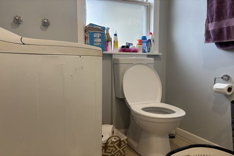 Photo of property in 5/110 Martin Street, Wallaceville, Upper Hutt, 5018