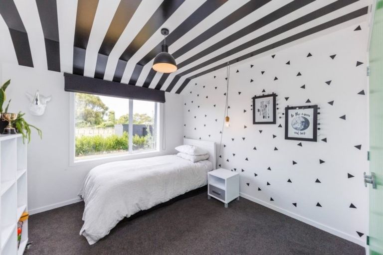 Photo of property in 1079 Lockwood Road, Kairanga, Palmerston North, 4475