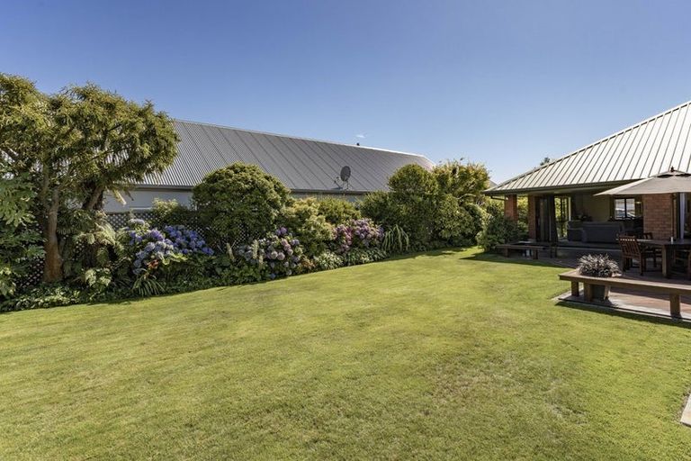 Photo of property in 5 Hinton Place, Rangiora, 7400