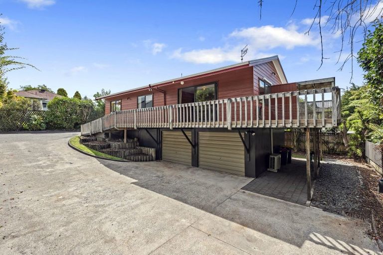 Photo of property in 82 Grand Vue Road, Kawaha Point, Rotorua, 3010