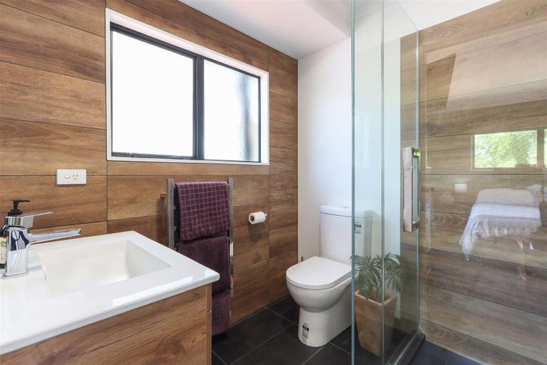 Photo of property in 9 Caulfield Place, Pukehangi, Rotorua, 3015