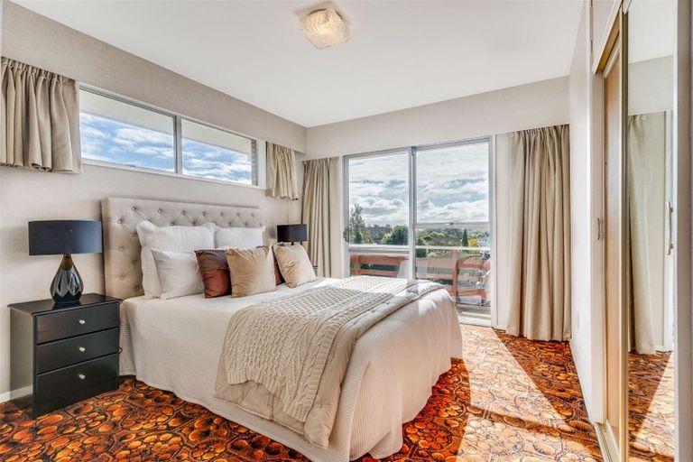 Photo of property in 18 Parklands Drive, Huntsbury, Christchurch, 8022