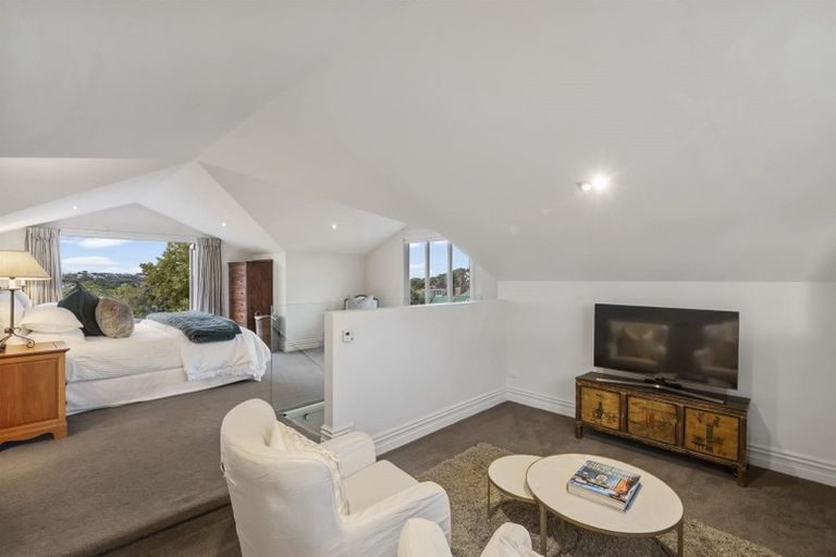 Photo of property in 79 Hinemoa Street, Birkenhead, Auckland, 0626