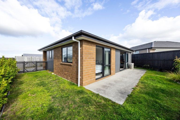 Photo of property in 52 Pragma Rise, Rototuna North, Hamilton, 3210