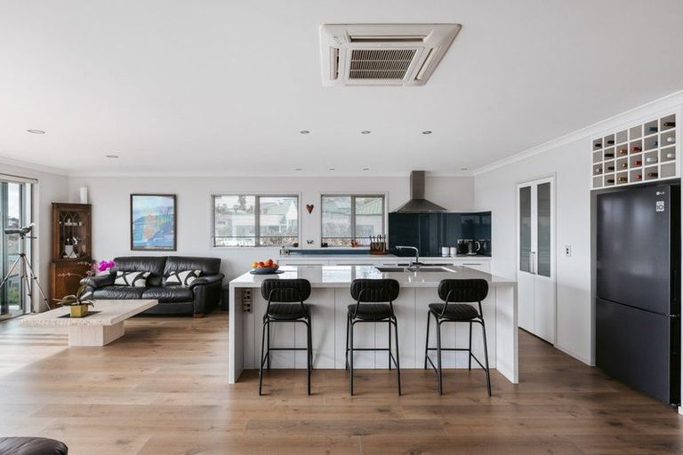 Photo of property in 11 Ruamoana Place, Omokoroa, 3114