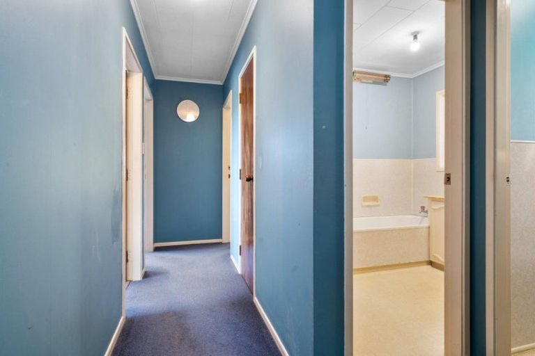 Photo of property in 22 Frankley Road, Westown, New Plymouth, 4310