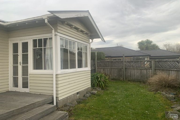 Photo of property in 4 Field Terrace, Upper Riccarton, Christchurch, 8041