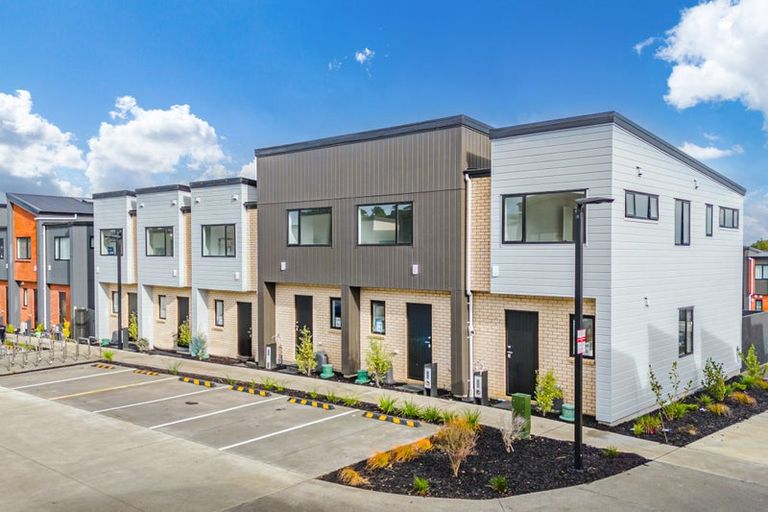 Photo of property in 50 Kiato Lane, Flat Bush, Auckland, 2019