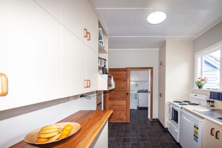 Photo of property in 10 Kipling Street, Johnsonville, Wellington, 6037