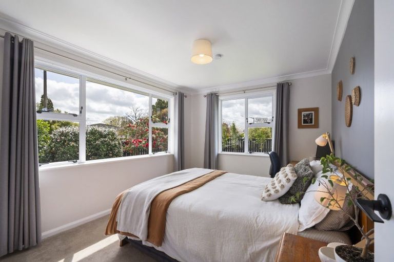 Photo of property in 42 Park Road, West End, Palmerston North, 4412