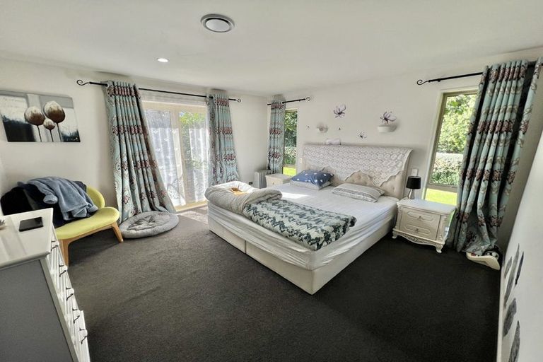 Photo of property in 6 Chanel Place, Prebbleton, 7604