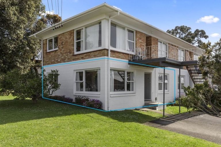 Photo of property in 1/16 Church Street, Devonport, Auckland, 0624