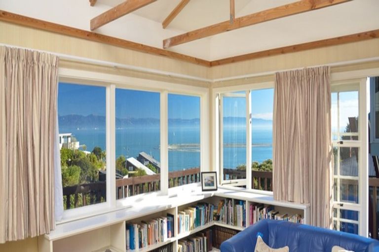 Photo of property in 29-31 Poynters Crescent, Stepneyville, Nelson, 7010