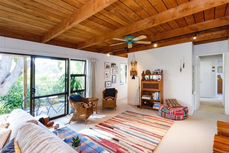 Photo of property in 6 Lincoln Street, Ashhurst, 4810